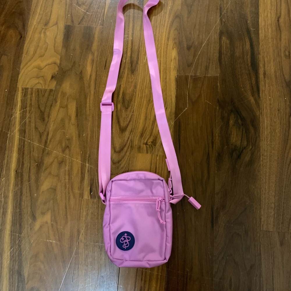 NWOT Baboon To The Moon Small Sling Bag